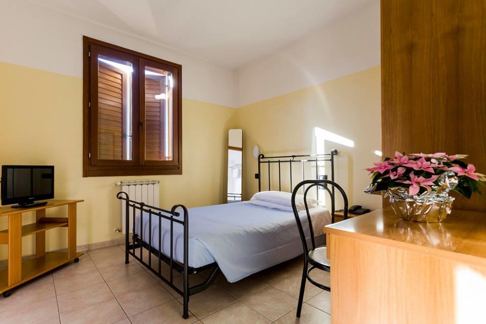 Hotel Fattori Bologna Esterno foto