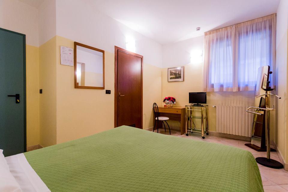 Hotel Fattori Bologna Esterno foto