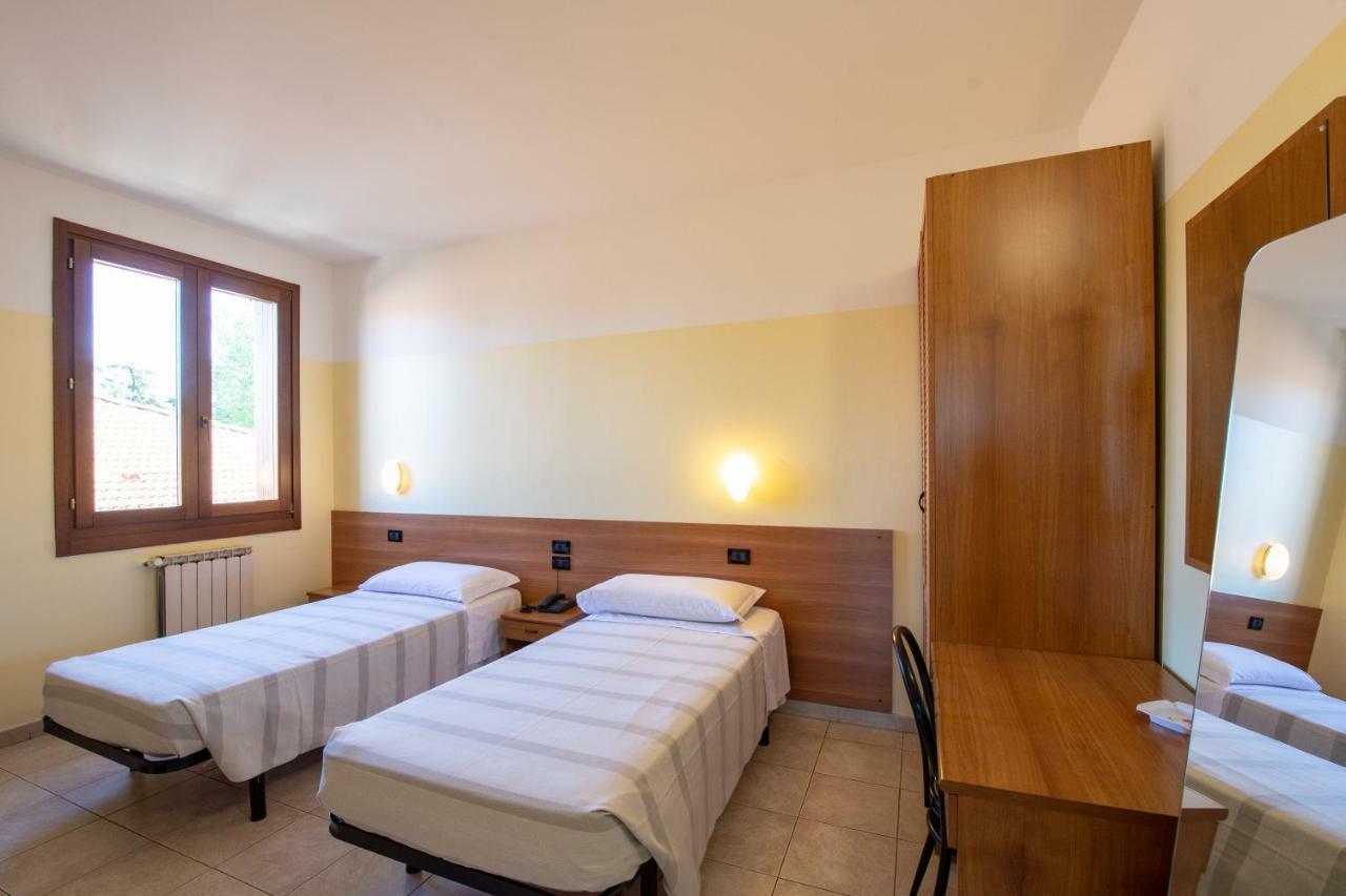 Hotel Fattori Bologna Esterno foto